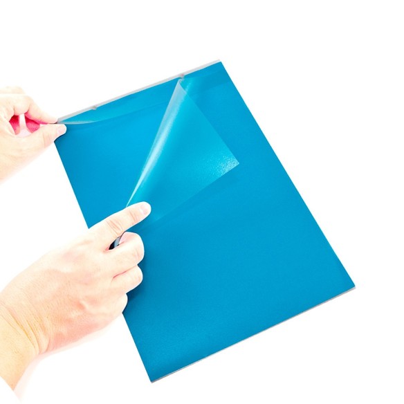 DISPLAY PORTA-CARTAZES COM 2 ORIFICIOS